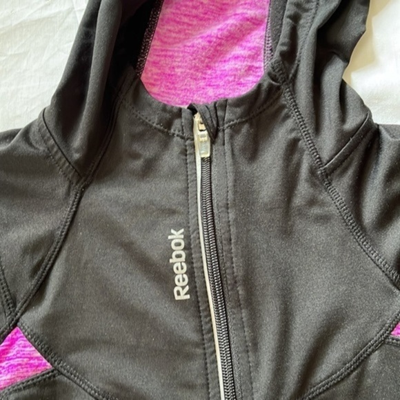 HP🔥 Zip, Run, + Rule the Track: REOK Women's Small Hooded Jacket w Thumb‎ Hole - Picture 2 of 6